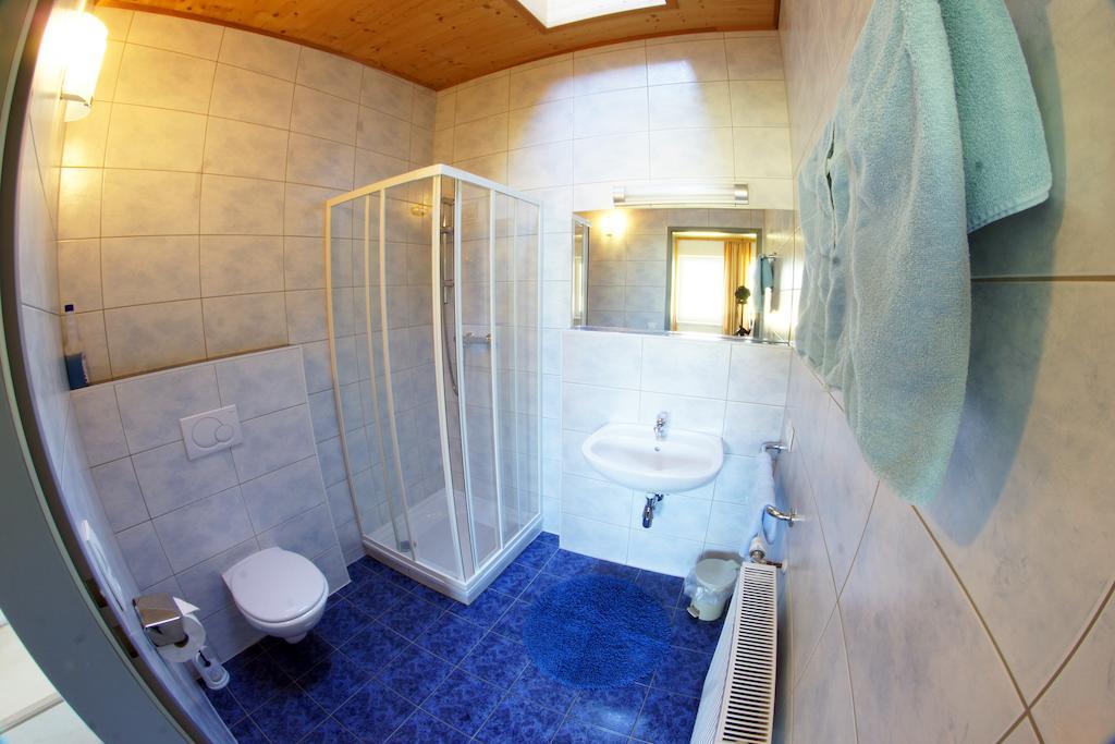 Apartments Bauernhof Dismasn Hof Langenfeld Room photo